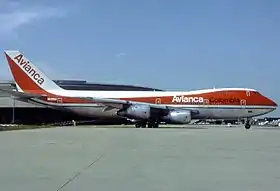 HK-2910X, l'appareil impliqué, ici à l'aéroport de Paris-Charles-de-Gaulle en août 1983, trois mois avant l'accident.