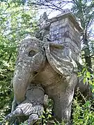 L'éléphant de Bomarzo (milieu du XVIe&nbsp;siècle).