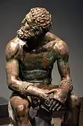 Boxeur au repos. Bronze, H. 1,28&nbsp;m. 100-50. Palazzo Massimo alle Terme