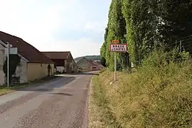 Entrée du village.