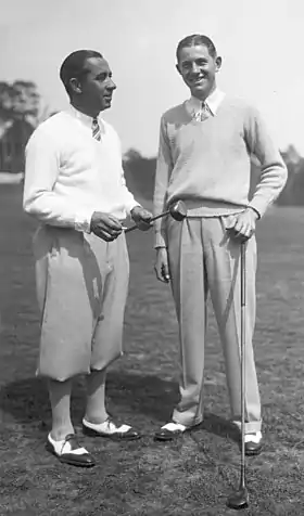 Walter Hagen à gauche en compagnie d'Horton Smith