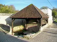 Lavoir de la fontaine de l'Orme.