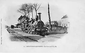 Gare du PLM et derrière la gare S.L avec un train.