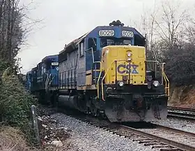 La SD40-2 #8029 de la CSX