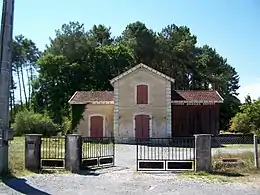 Ancienne gare de Cabanac-et-Villagrains.