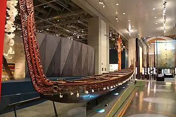 Canoë de cérémonie maori.