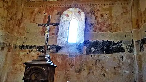 Mur est, les deux présentations du Christ, devant Caïphe et devant Ponce Pilate.