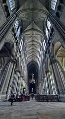 Nef vue vers l'autel.