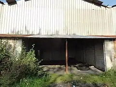 Le puits no&nbsp;7 ter dans son environnement.