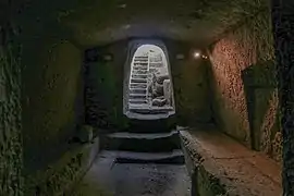 1re salle et chambre funéraire