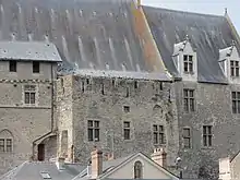 Photographie extérieure de la tour.