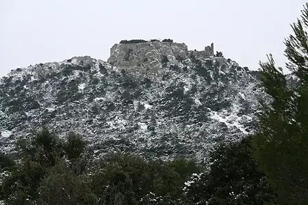 Face nord du château, sous la neige.