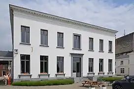 Vue de la façade arrière.