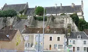 Les logis du château en 2010.