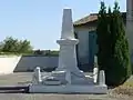Le monument aux morts.