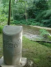 Chemins de l'Astrée, Le Lignon, Céladon sauvé par les nymphes