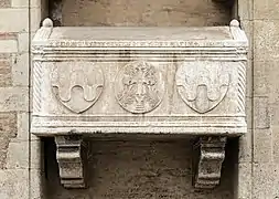 Sarcophage de Benvenuto da Porto.