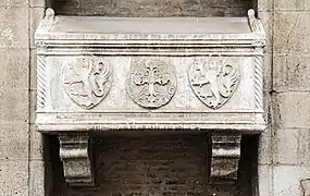 Sarcophage de Marco da Marano.