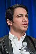Chris Messina dans le rôle du Dr Danny Castellano.