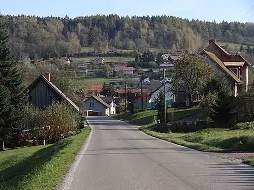 Chuchelna : rue principale.