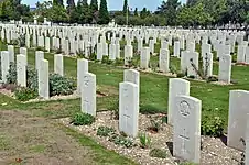 Cimetière militaire.