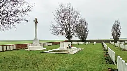 Le cimetière militaire britannique.