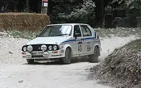 La Visa Rallye Chrono en livrée RAC Rally.