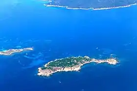 Îles Forana (à droite) et Maestro Maria