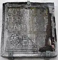 Cour de la ferme des Bannières
