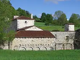 Le mur de l'ancienne salle capitulaire, vue du sud-ouest.