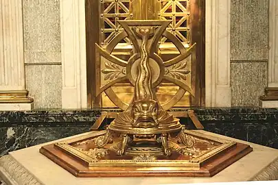 cuve baptismale: le couvercle