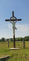 Croix de mission située en face du cimetière