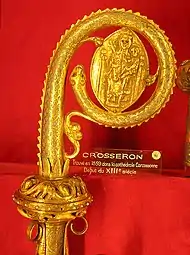 Crosse provenant de la cathédrale de Carcassonne (début XIIIe siècle), Paris, Musée de Cluny.