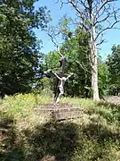 Le crucifix penché.