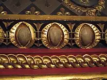 Oves et dards à l'hôtel d'Alluye (Blois).