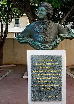 Monument au chevalier Roze (1880), Marseille, place Fontaine-Rouvière.