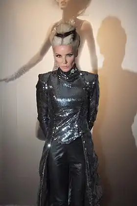 Daphne Guinness – campagne pour:NARS Cosmetics&nbsp;(en)
