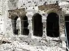 Façade d'un mur ancien bombardé pendant le siège de Homs (photo 5 avril 2012)