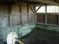 Le lavoir de Dierrey-Saint-Julien