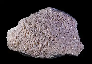 Dolomite rose, cristaux en selle[Quoi&nbsp;?]. Arkansas (24 x 16 cm)