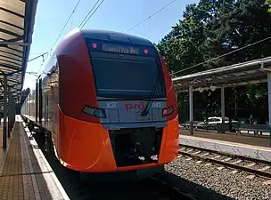 Un ES2G 042 en gare de Svetlogorsk II.
