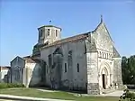L'église romane Saint-Martin.
