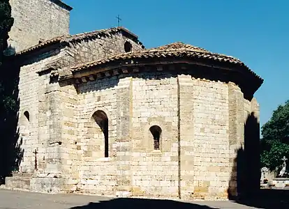 Le chevet polygonal, terminé au XIIIe&nbsp;siècle.