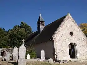 L'église et le cimetière attenant.