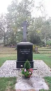 Le monument vu de face