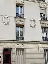 No&nbsp;11 : enseigne de maréchal-ferrant.