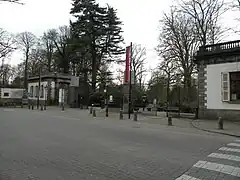 L'entrée du parc de Mariemont.