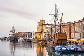 El Galéon,La Grace  et la  Santa Maria amarrés au Quai Général Durand. Escale a Séte 2022