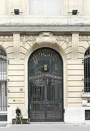 no&nbsp;92 : institut hongrois.