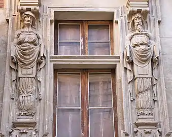 Hôtel du Vieux-Raisin.